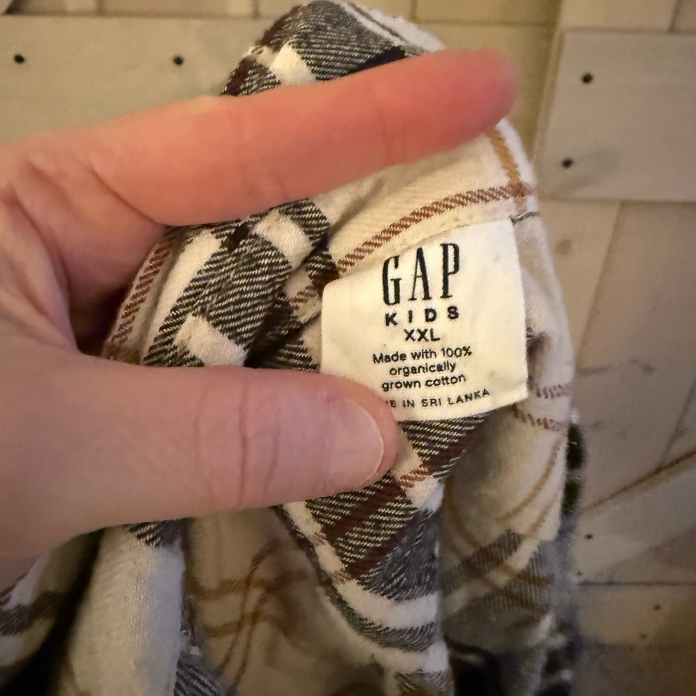 GAP KIDS Flannel Plaid Shirt - Picture 3 of 5